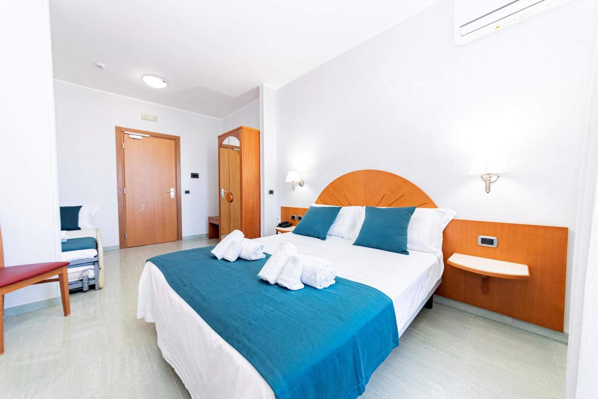 Hotel Alba Torre Lapillo Luaran gambar