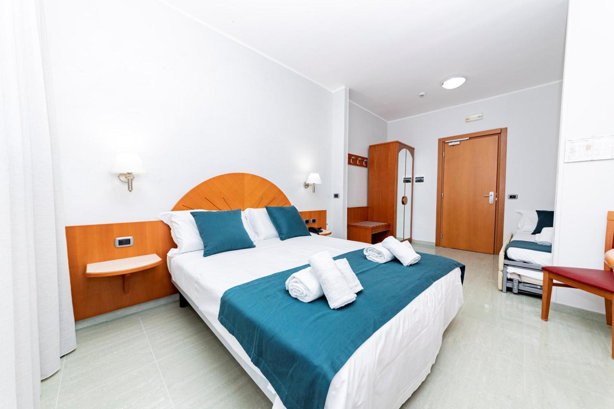 Hotel Alba Torre Lapillo Luaran gambar