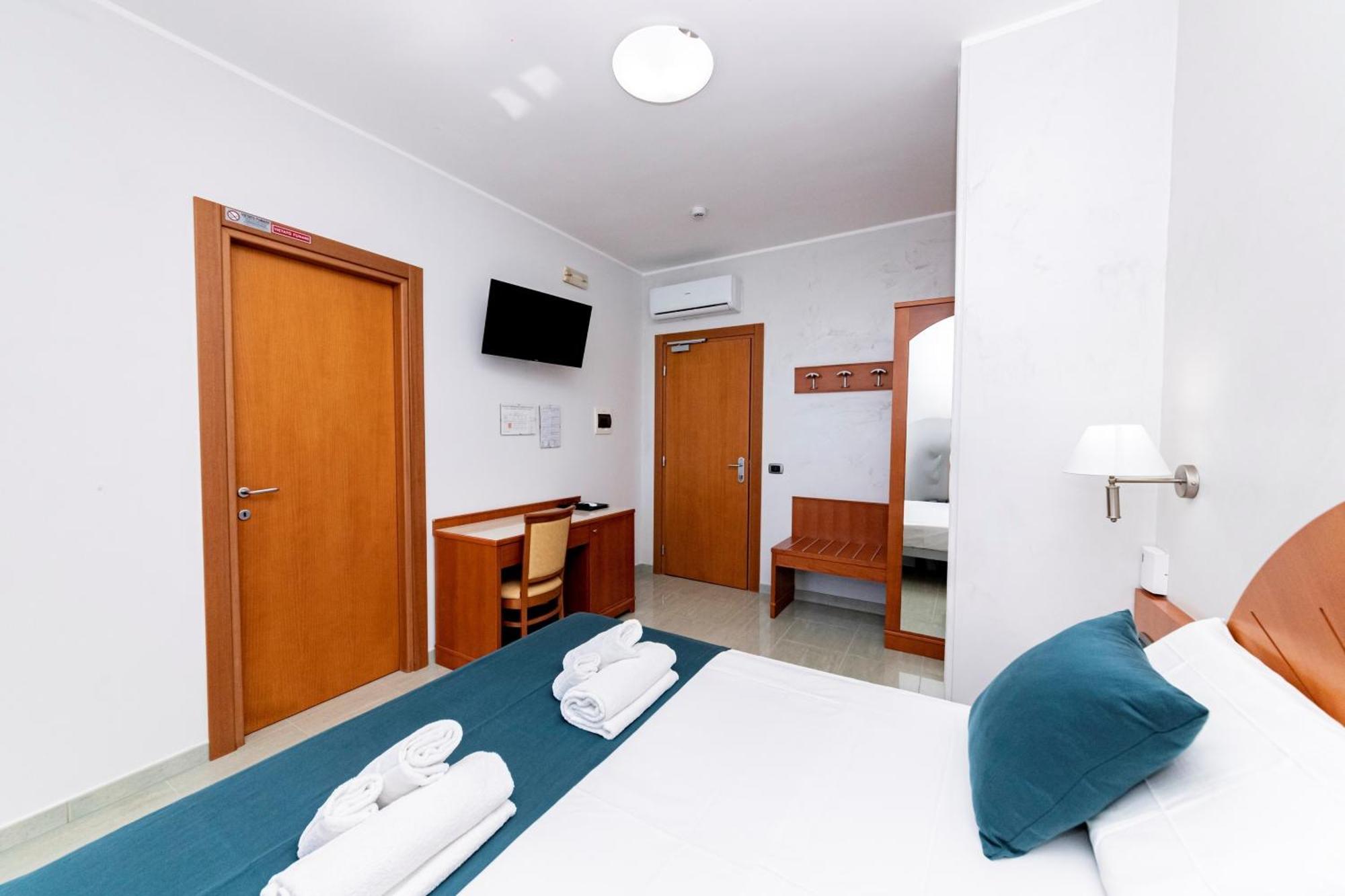 Hotel Alba Torre Lapillo Luaran gambar